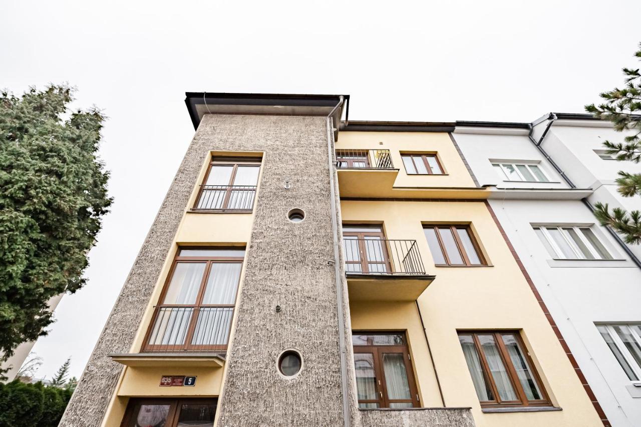 Rezidence Podebrady Apartamento Exterior foto